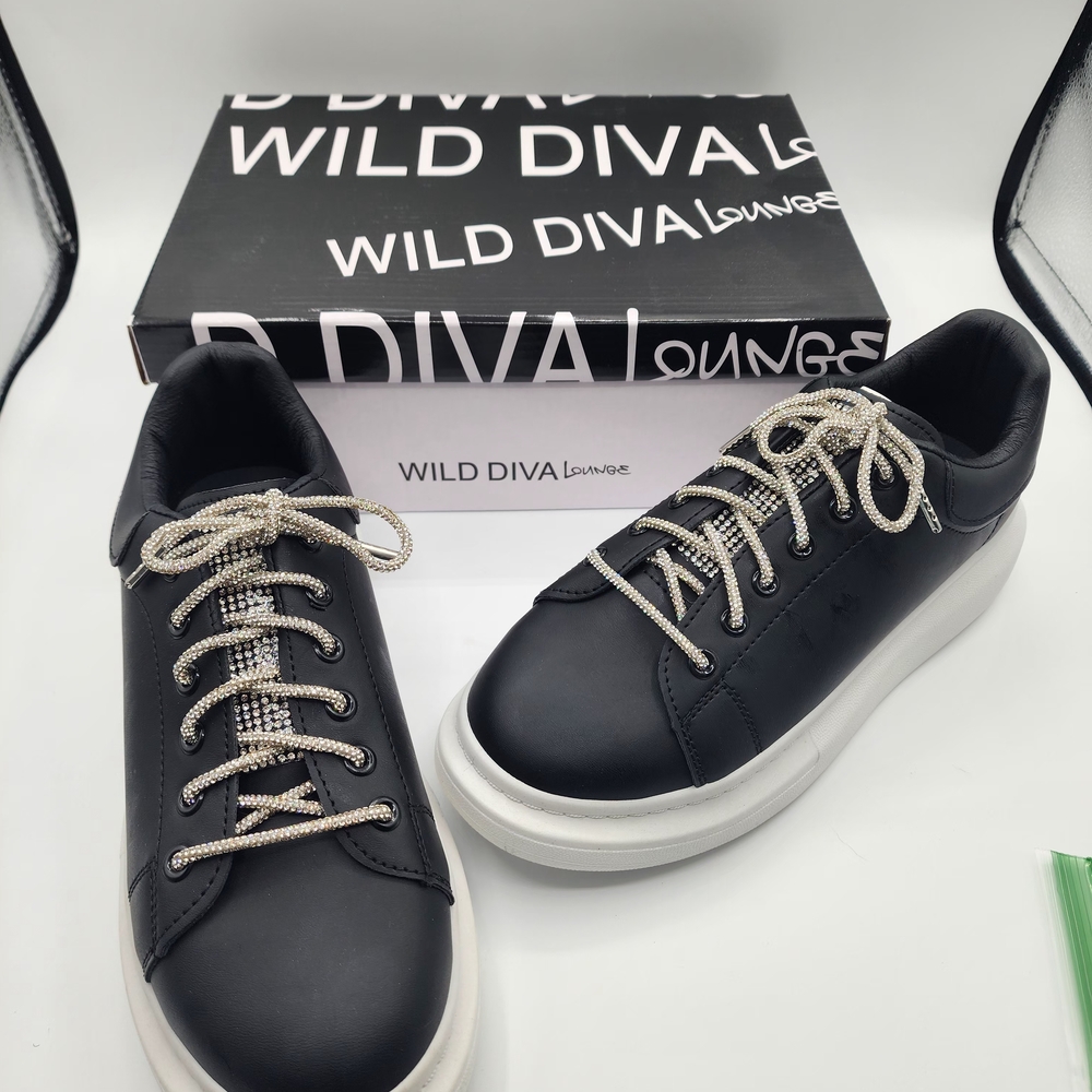 Wild Diva Black and White Women's Sneakers W/White Crystal Accents - Picture 4 of 13